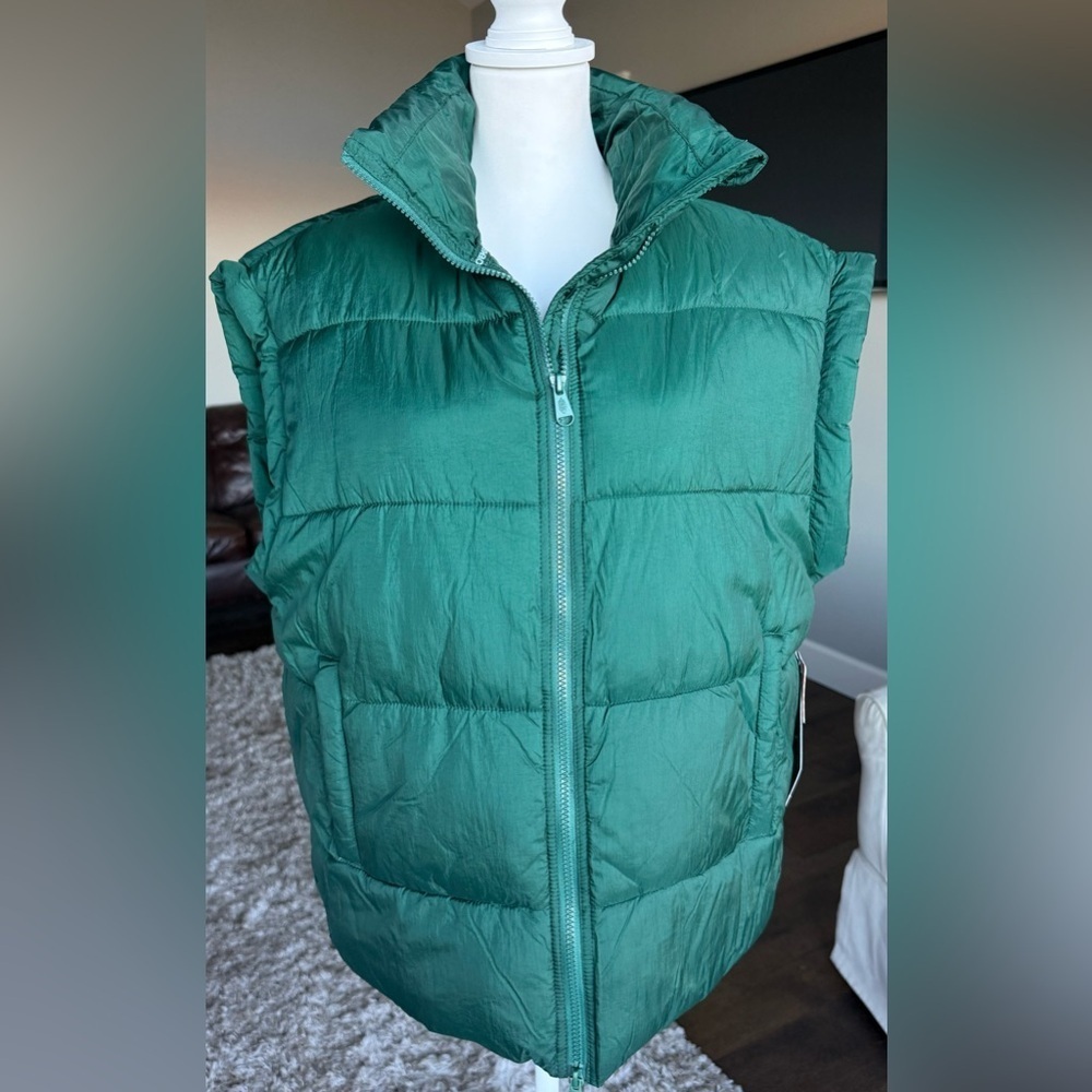 FP Movement by Free People XS In A Bubble Green Puffer Vest Oversized NWT